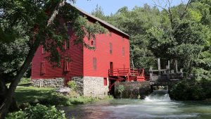 Alley Spring  Mill 